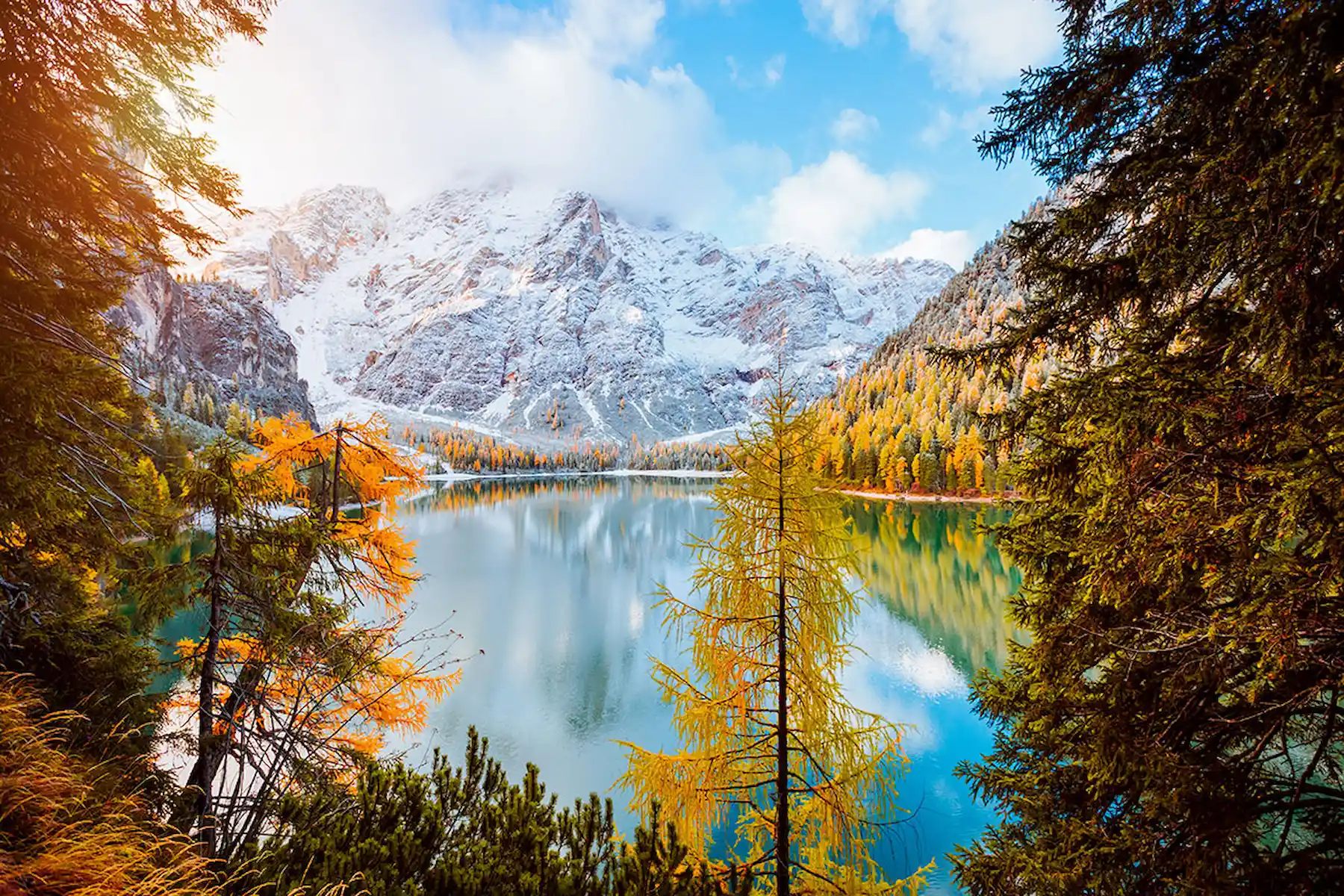 Guida Essenziale per Visitare la Valle di Braies: Consigli da Veri Insider
